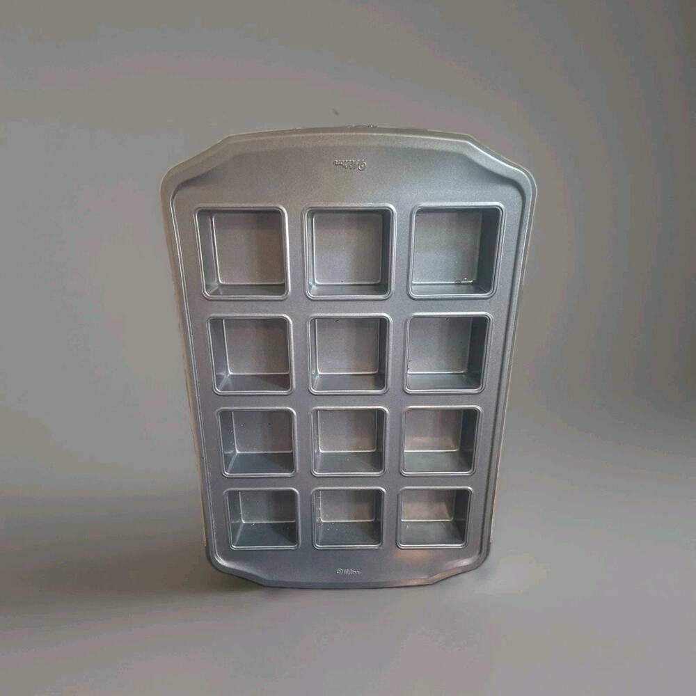 Wilton Bake it Better 12-Cavity Square Bar Pan, 2105-7120